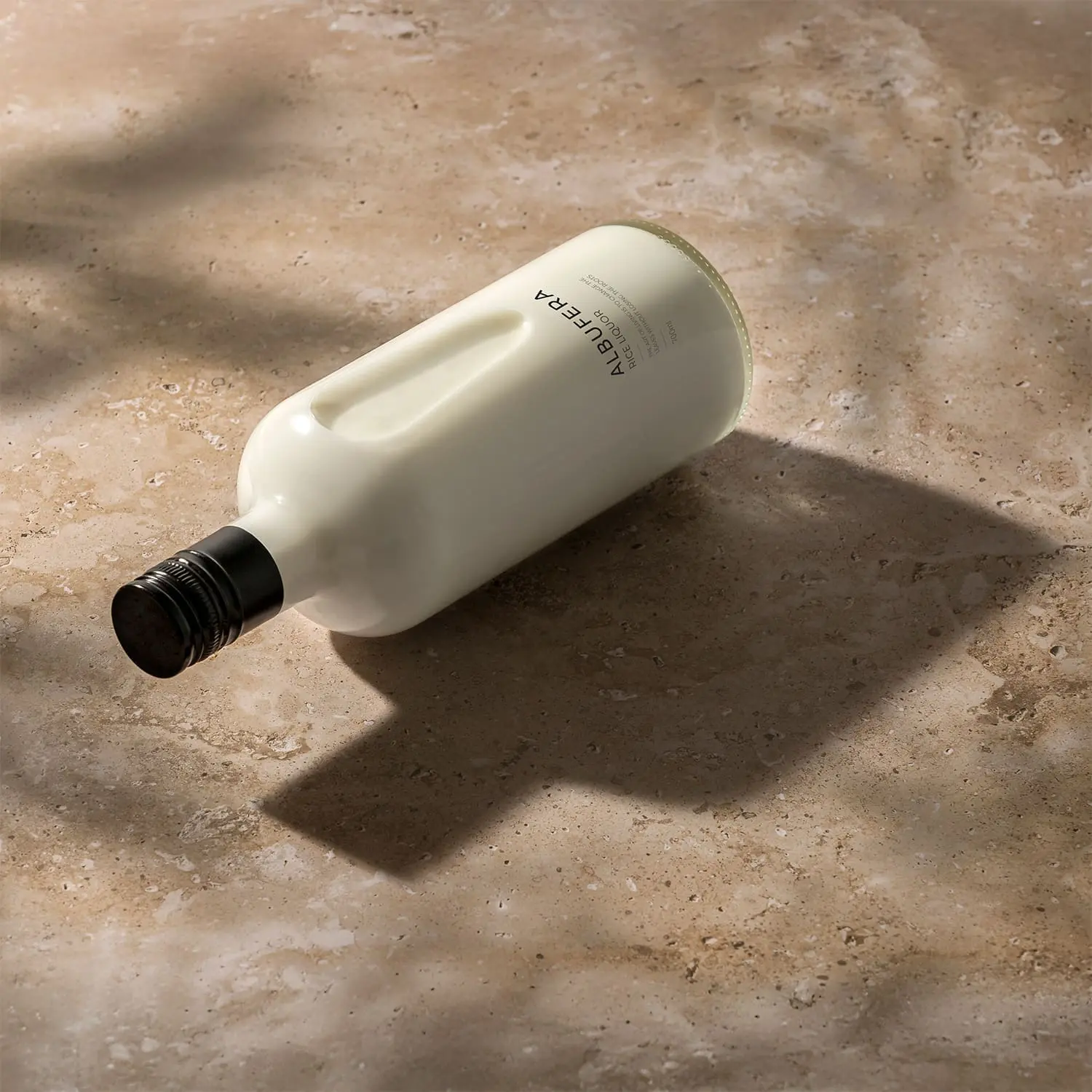 Botella licor premium lyra
